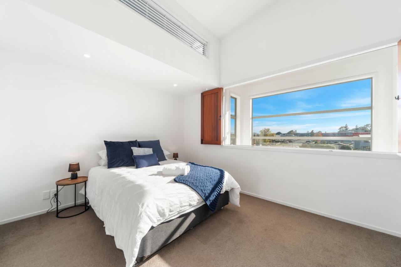 Lakeview Luxury - Taupo Holiday Apartment Exterior photo